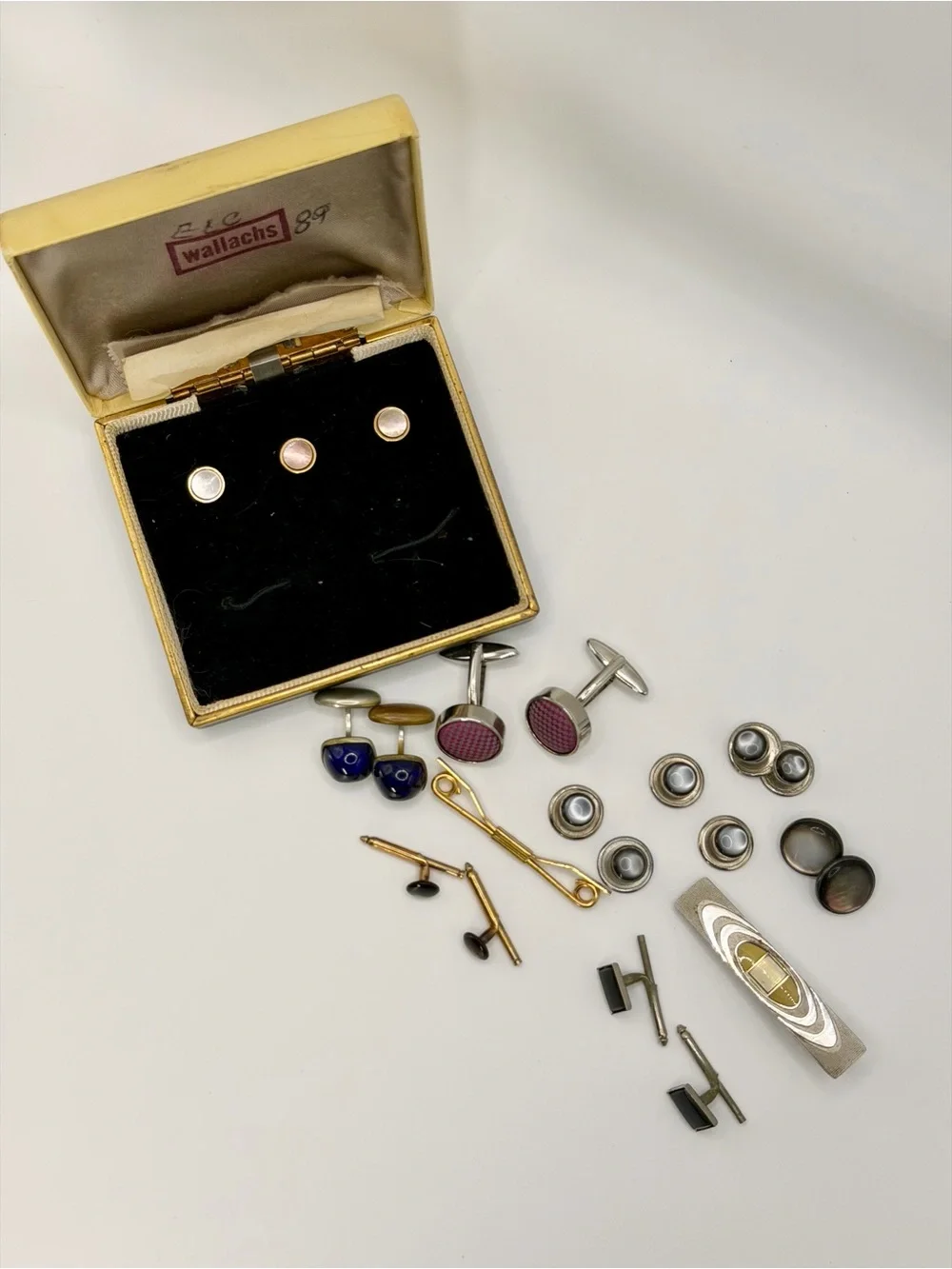 Vintage Mens Cufflinks & Tie Clip Lot Mother of Pearl Tuxedo Studs, Wallachs Box